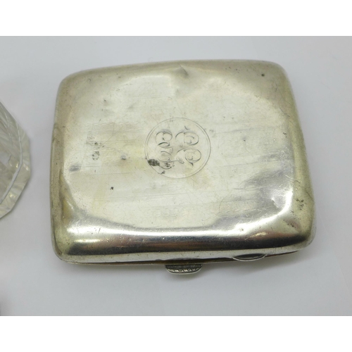 906 - A silver pill box set with agate, a Victorian silver topped glass jar, a silver compact, a/f and a s... 