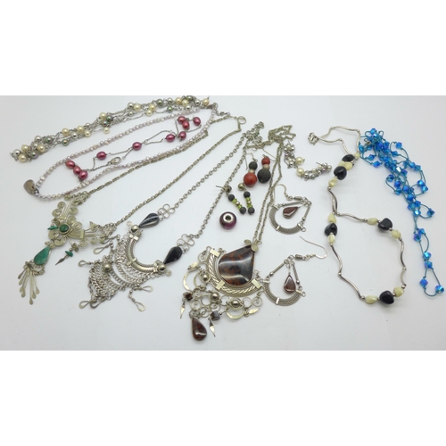 926 - Silver and white metal jewellery, etc.