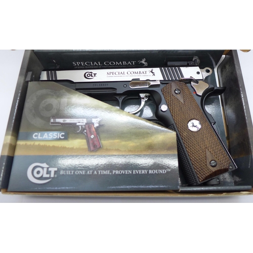 943 - A Colt Special Combat .177 BB pistol