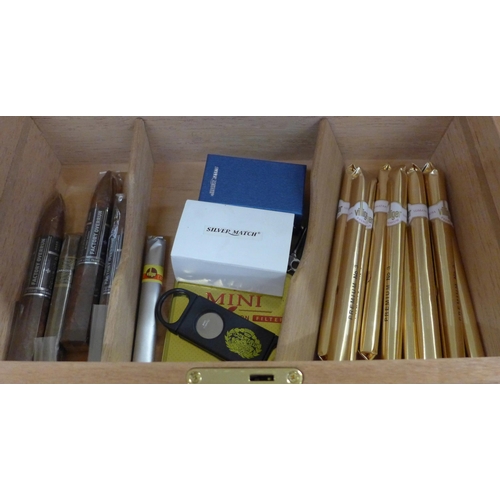 945 - A Humidor with a collection of cigars, ten Villiger Premium No3, three Cigarworld, two Villiger Expo... 