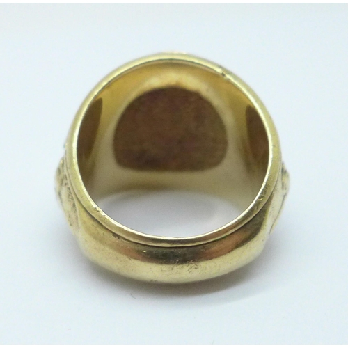 959 - A heavy 10ct gold graduation ring 'University of Virginia 1819', Pi-Kappa-Phi, lacking Pi inlay, 27.... 