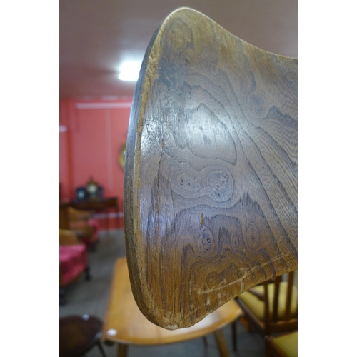 109 - An Ercol elm and beech 401 model Butterfly chair