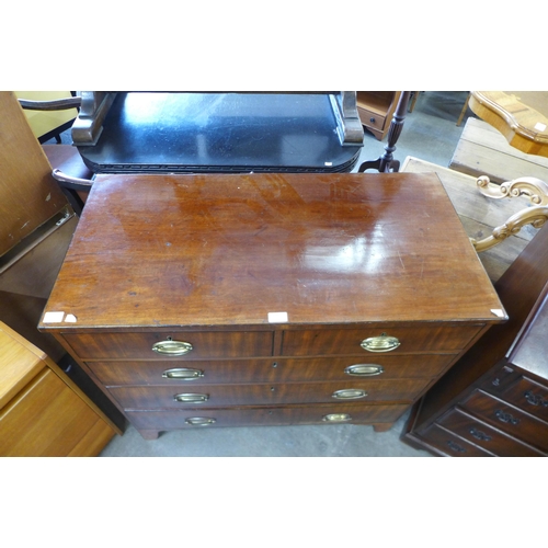 130 - A George III mahogany chest of drawers