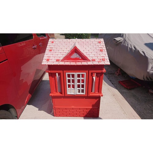 2427 - Plastic Wendy House with windows and doors - complete with fittings