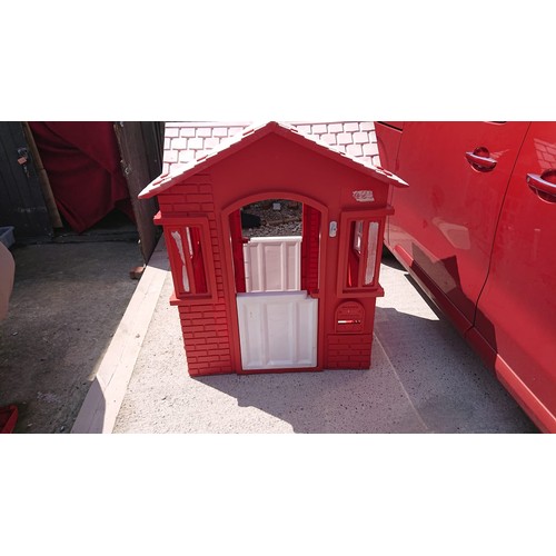 2427 - Plastic Wendy House with windows and doors - complete with fittings