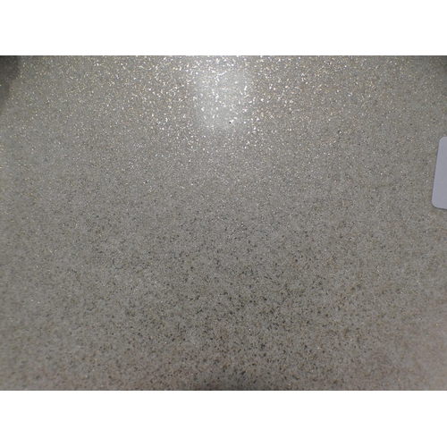 3212 - Worktop Galaxy White Stainless Steel 2000 x 620 x 40mm, RRP £433.33 inc. VAT * This lot is subject t... 