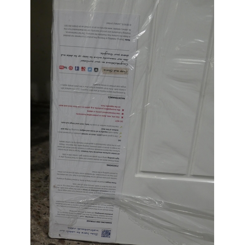 3001 - Two white primed Suffolk internal doors (1981 x 533 x 35mm ) * This lot is subject to VAT