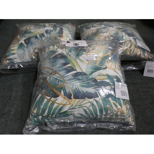 3135 - Three tropical leaf print cushions - 18