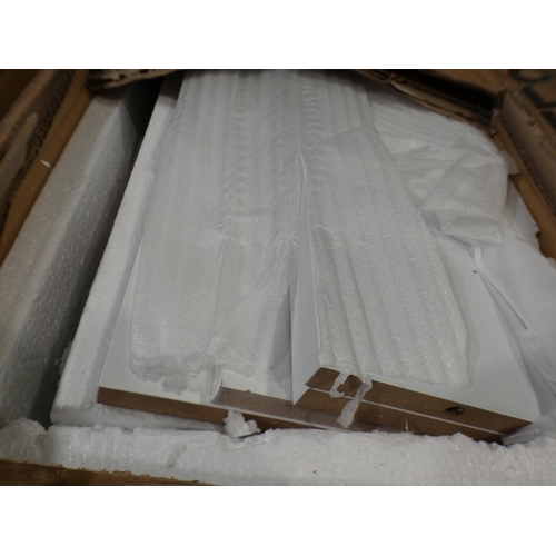 3145 - White Granger radiator cover - 82cm x 152cm * This lot is subject to VAT