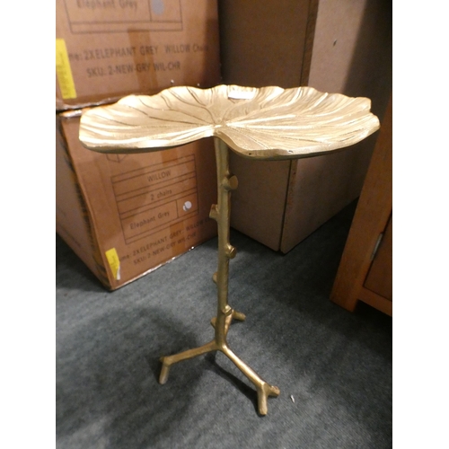 3202 - Gold leaf design small occasional table * This lot is subject to VAT