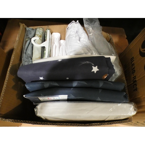 3262 - Quantity of linens, duvet sets (mixed size), towels, table cloth, etc. * This lot is subject to VAT