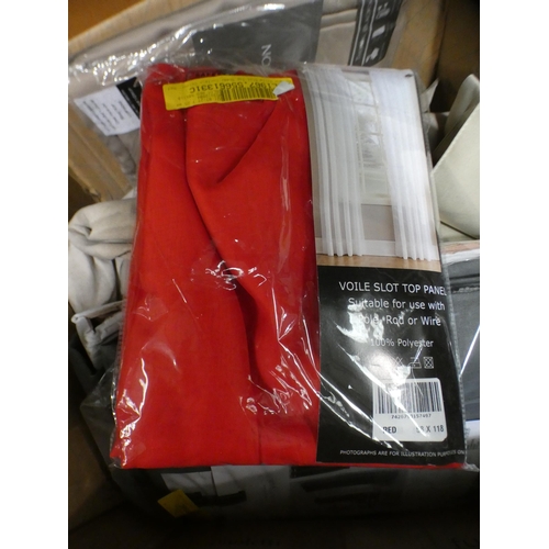 3264 - Quantity of curtains - approx. 10 * This lot is subject to VAT