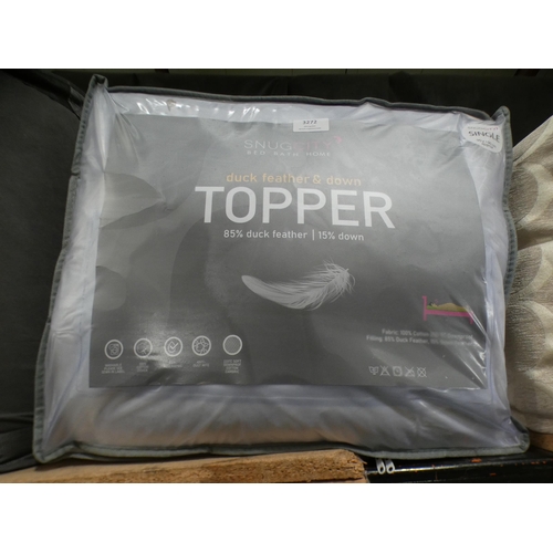 3272 - Single duck feather and down mattress topper * This lot is subject to VAT