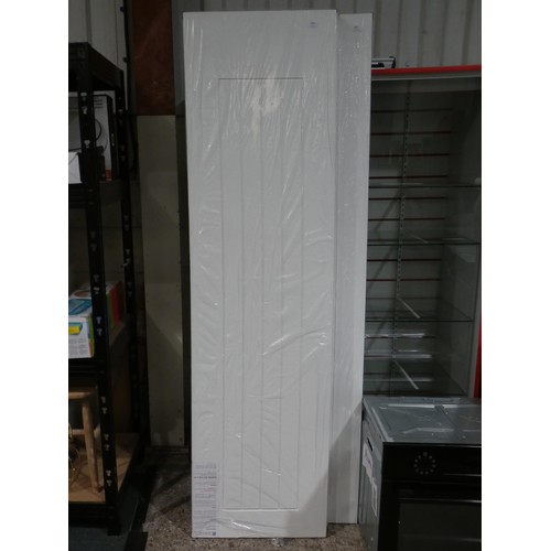 3002 - Two white primed Suffolk internal doors (1981 x 533 x 35mm ) * This lot is subject to VAT