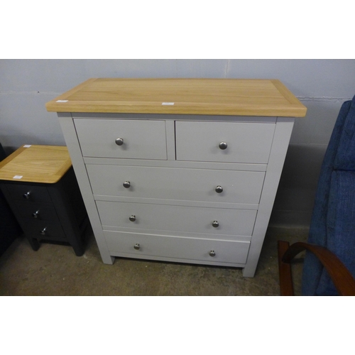 1515 - A Salisbury grey painted oak 2 over 3 chest of drawers, slight marks, missing foot pad (LP-203-G)  *... 