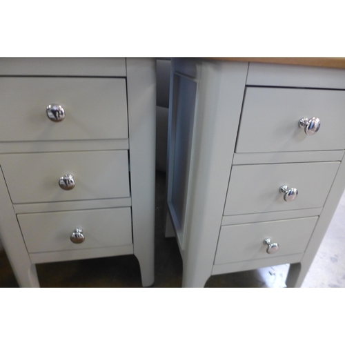 1544 - A pair of Bergen grey painted oak small bedside tables (NTP-SBSC-G)  *This lot is subject to VAT