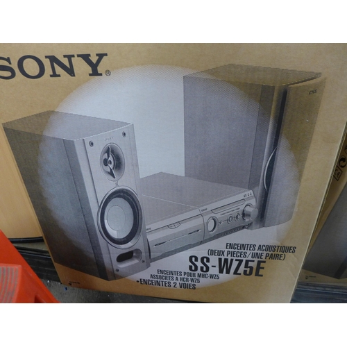 2179 - Sony HCR-W25 mini hi-fi system & SS-WZSE speakers - boxed