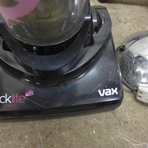 2202 - Vax QuickLite compact upright vacuum cleaner - W