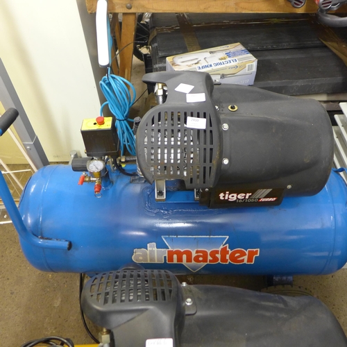 2410 - Airmaster 100ltr 240v compressor - W