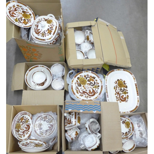 1143 - A Franciscan Dynasty Collection Dragon of Kowloon dinner service **PLEASE NOTE THIS LOT IS NOT ELIGI... 