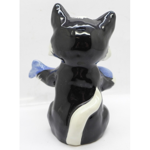 635 - A Lorna Bailey Pikey the Cat, 13cm, signed on the base