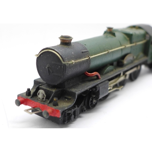 644 - A Graham Farish model rail locomotive and tender, King George V, Great Western