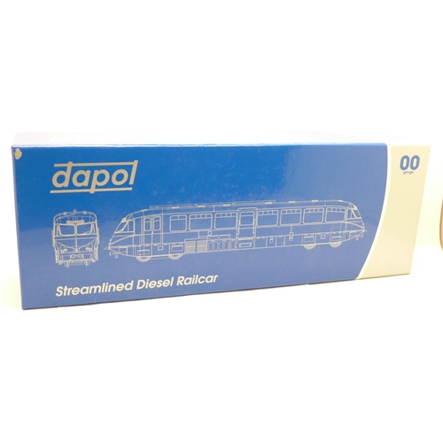 647 - A Dapol Streamlined Diesel Railcar, 4D-011-004, OO gauge