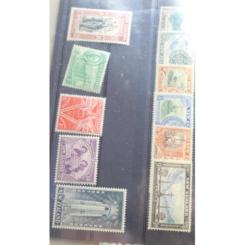 667 - A folder of stamps and stamp booklets