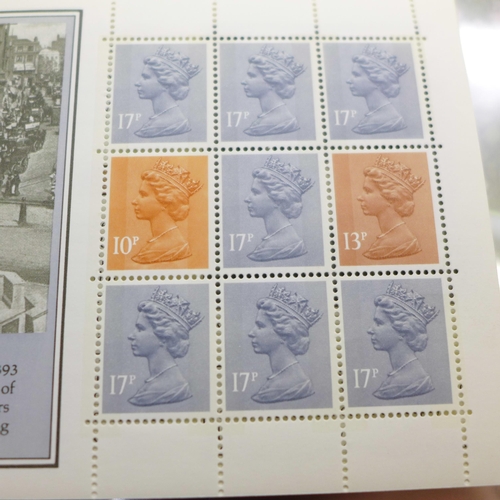 667 - A folder of stamps and stamp booklets