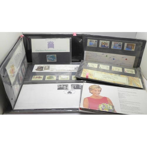 669 - A collection of Royal Mail stamp presentation packs (47)