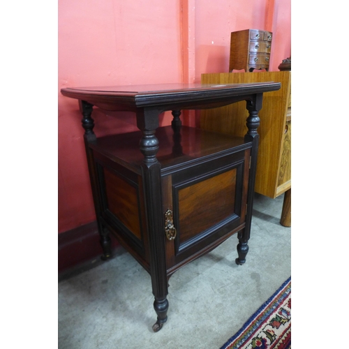 19 - A Victorian mahogany pot cupboard