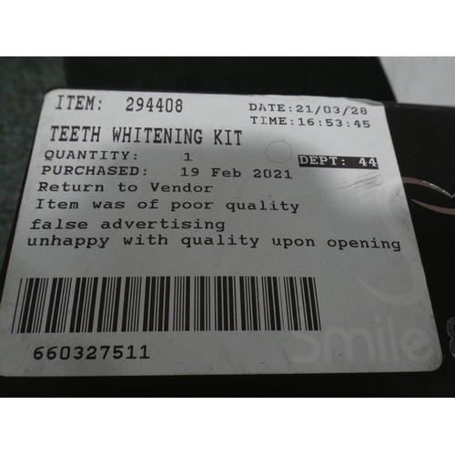 3114 - Two Teeth Whitening Kits (232-403, 404) * This lot is subject to VAT