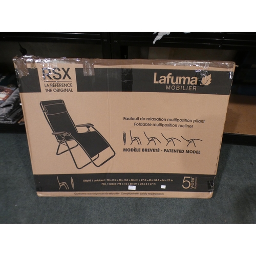 3163 - Lafuma Padded Recliner Chair (RSXA Clip Air), RRP £119.99 + VAT (232-249) * This lot is subject to V... 