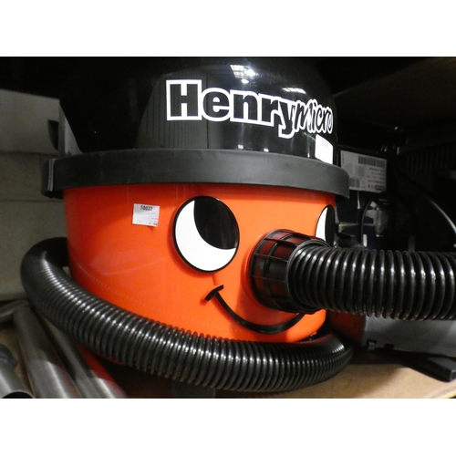 3186 - Henry Micro Hi-Flo Vacuum Cleaner (900671/HVR200M), RRP £119.99 + VAT (232-20) * This lot is subject... 