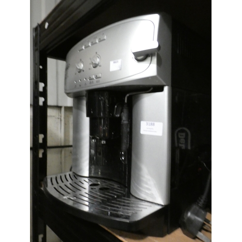 3188 - Delonghi ESAM2200 Bean to Cup Coffee Machine, RRP £262.41 + VAT (232-27) * This lot is subject to VA... 