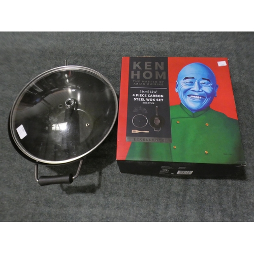 3190 - Ken Hom 31cm Wok Set (232-16) * This lot is subject to VAT