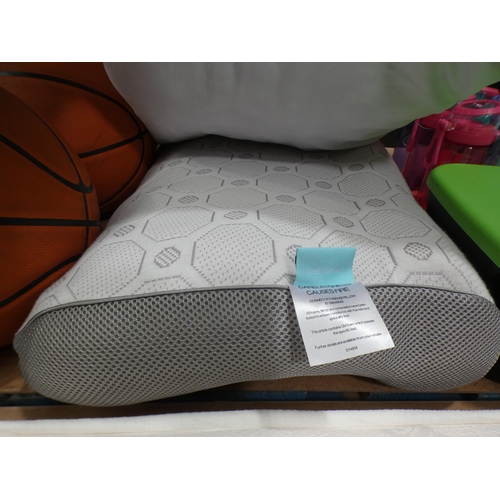 3293 - Dormeo Octasense Pillow and 2 Allerease Pure Recycled Pillows (232-396, 442) * This lot is subject t... 