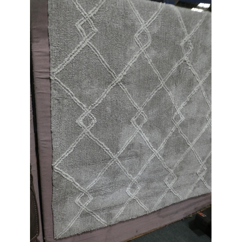 3481 - Soft Step Area Rug (160cm x 213cm) (232-112) * This lot is subject to VAT