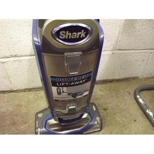 2228 - Shark Powered Lift Away upright vacuum cleaner - W