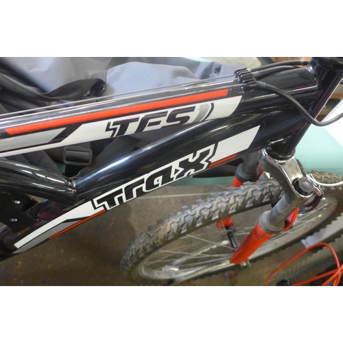 Tes Trax mens mountain bike in good working condition