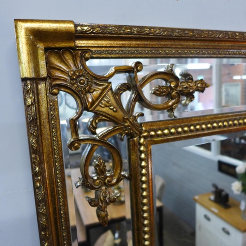 1347 - A gilt French style mirror, H 120cms (M31112)   #