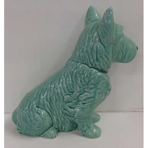 606 - A large green Sylvac dog, 778504 1209 back stamp, 28cm