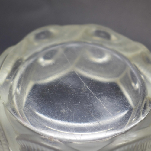 648 - A Lalique crystal small Gaol bowl, a/f, (base scratched and small chips to rim), 10cm