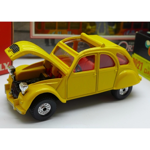 660 - Three die-cast model vehicles, Corgi James Bond Citroen 2CV, 9021 Daimler and Blackpool Balloon Tram... 