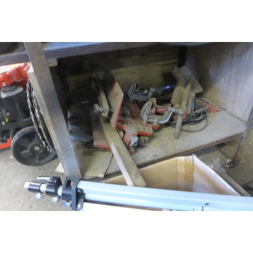 2320 - Gryphon (Huddersfield) Minaret lathe plus table, circular saw, grinder & plane attachments & various... 