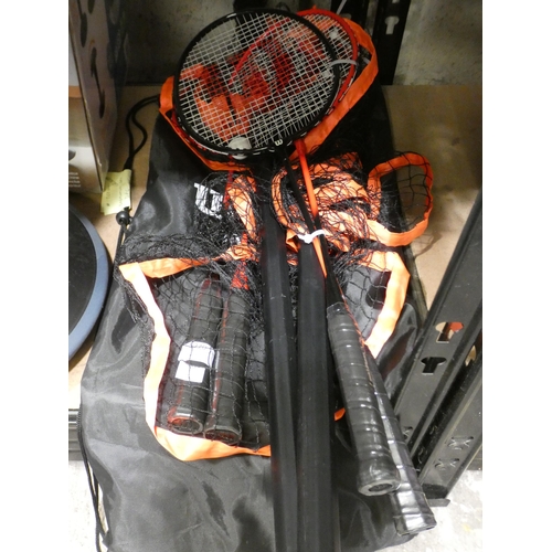 3220 - Wilson Outdoor Badminton Set( 234 -84 ) * this lot is subject to vat