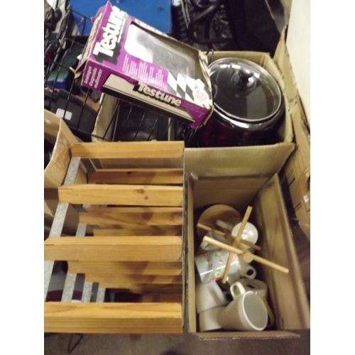 2071 - Box of assorted kitchen items; Cath Kidston mugs, slow cooker; Tassimo coffee machine, wine rack, et... 