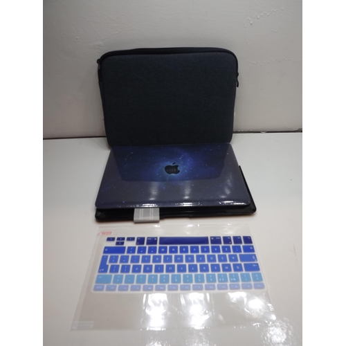 2135 - 4 Mixed Apple Macbook Pro 13