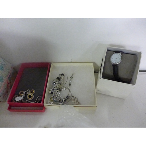 2160 - Qty of boxed costume jewellery plus Luke Henry watch - boxed - W