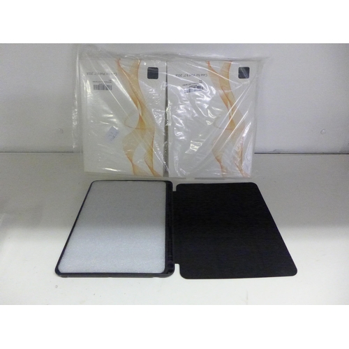 2166 - 5 x Cases to fit iPad 9.7